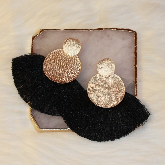 LAST ONE!! Tassel Earrings - Picture 4 of 4